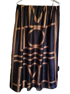 100% Silk Geometric Design Scarf
